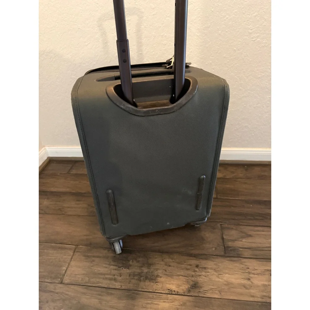 TUMI Alpha Expandable Spinner Suitcase Ballistic Nylon 4-Wheel Luggage
